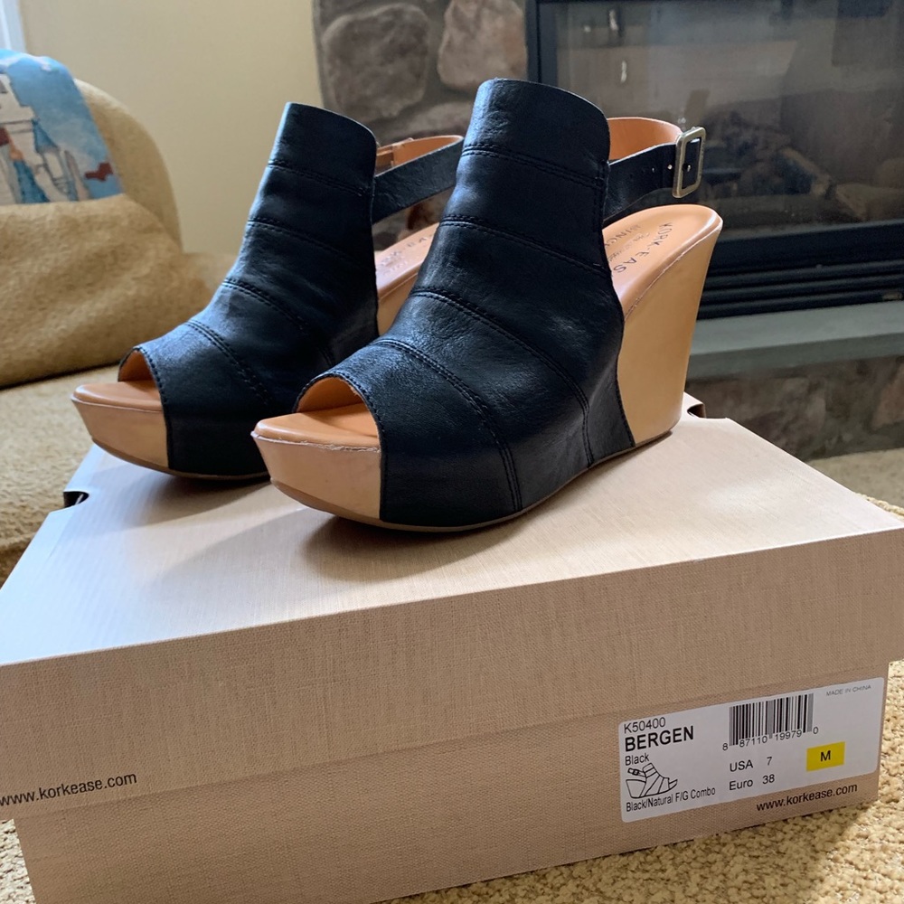 Kork-Ease Shoes / Size 7 / Bergen / Black/Natural